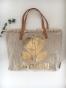 tBig tote bag ecru with golden print amour at front